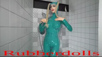 Lara Latex - In The Shower - 4K